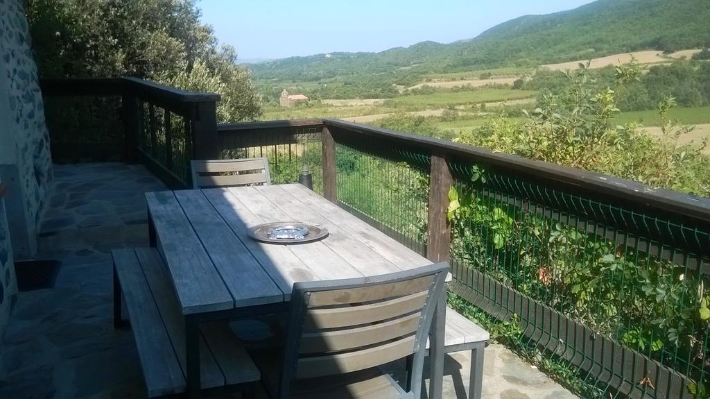 Mas Montebello Rigarda Exteriör bild